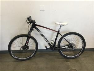 SPECIALIZED BICYCLE ROCKHOPPER Like New Buya